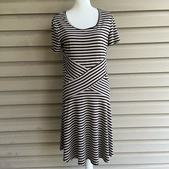 Kim Rogers Dresses & Skirts - •Kim Rogers• Jersey Knit Striped Dress - Size Medium Petite